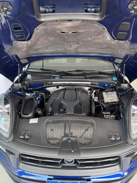 PORSCHE Macan - Foto