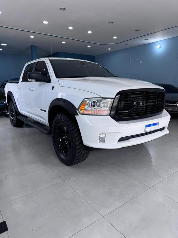 RAM 1500 - Foto