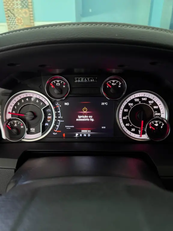 RAM 1500 - Foto
