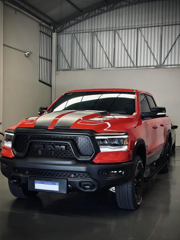 RAM 1500 - Foto