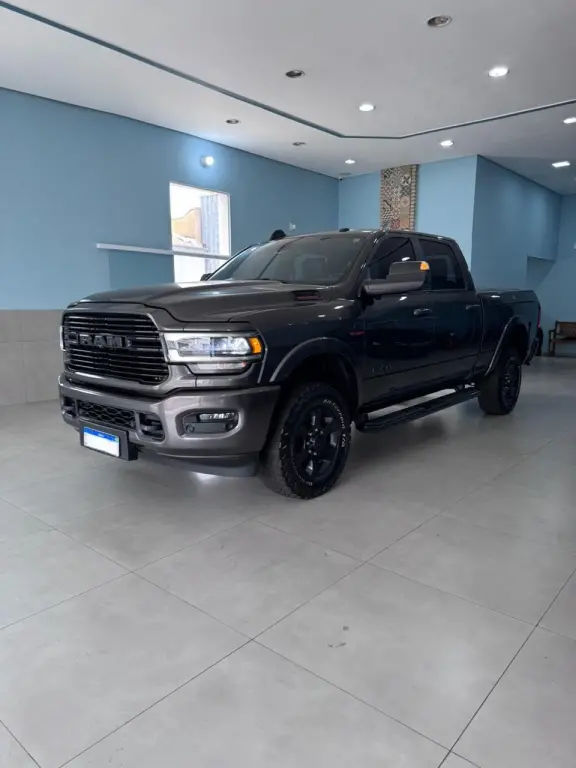 RAM 2500 - Foto