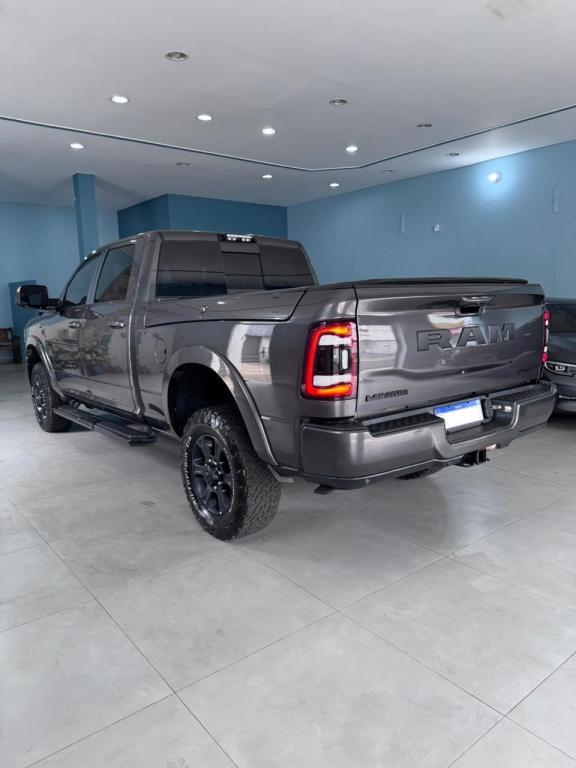 RAM 2500 - Foto