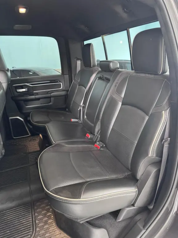 RAM 2500 - Foto