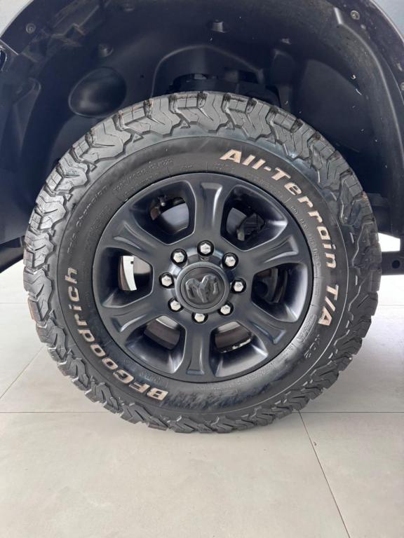 RAM 2500 - Foto