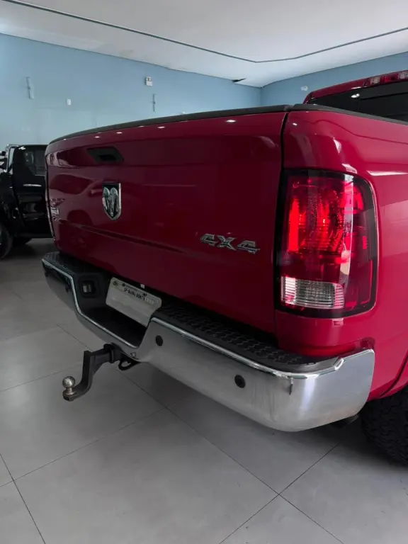 RAM 2500 - Foto