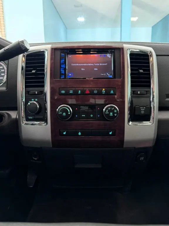 RAM 2500 - Foto