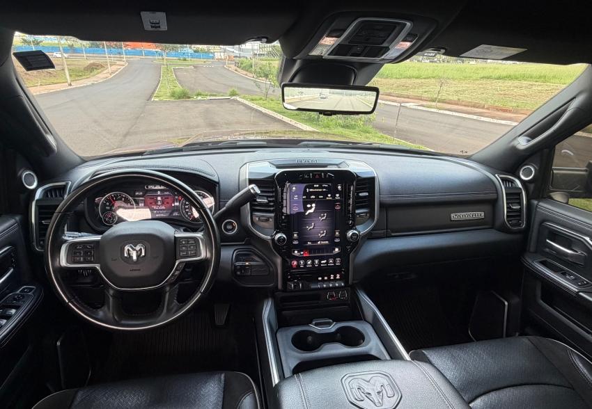 RAM 2500 - Foto