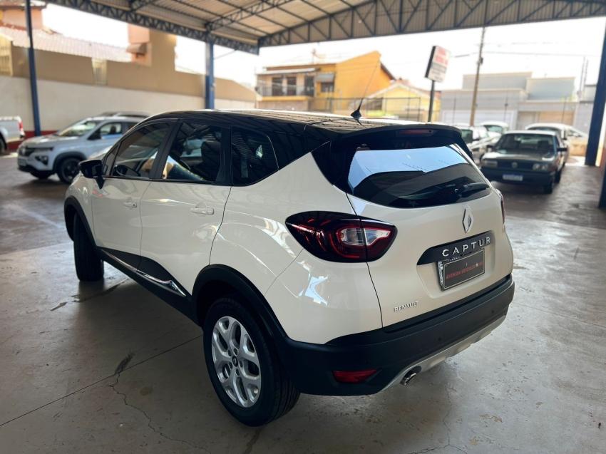 RENAULT Captur - Foto