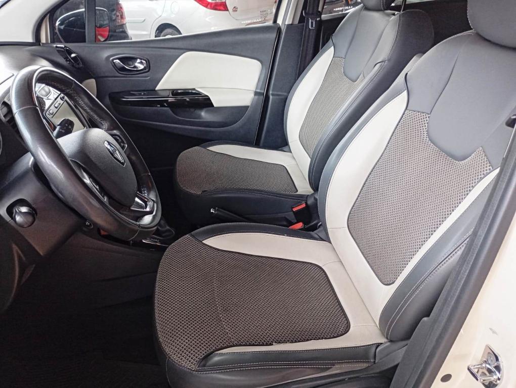 RENAULT Captur - Foto