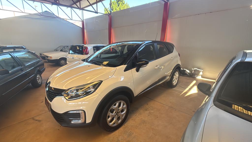 RENAULT Captur - Foto