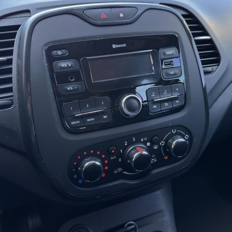 RENAULT Captur - Foto