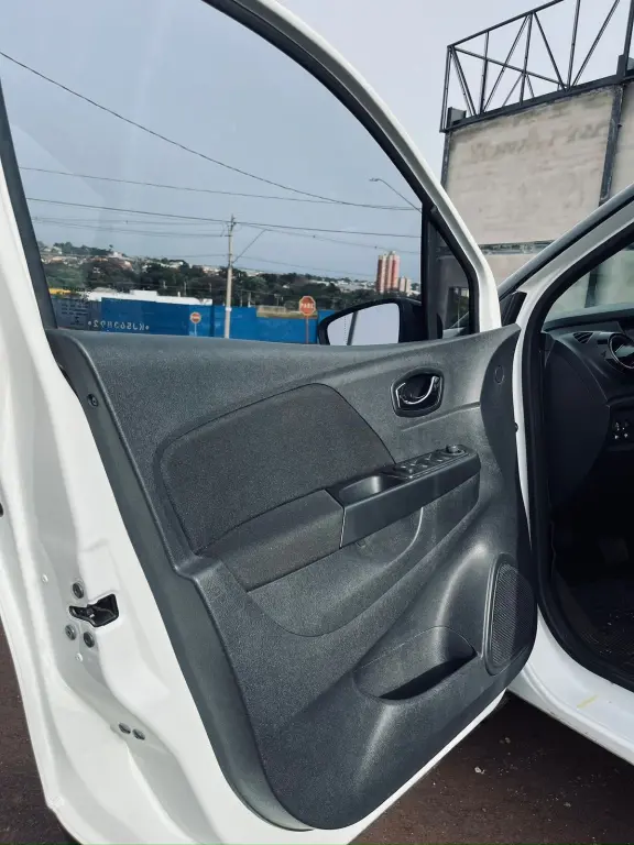RENAULT Captur - Foto