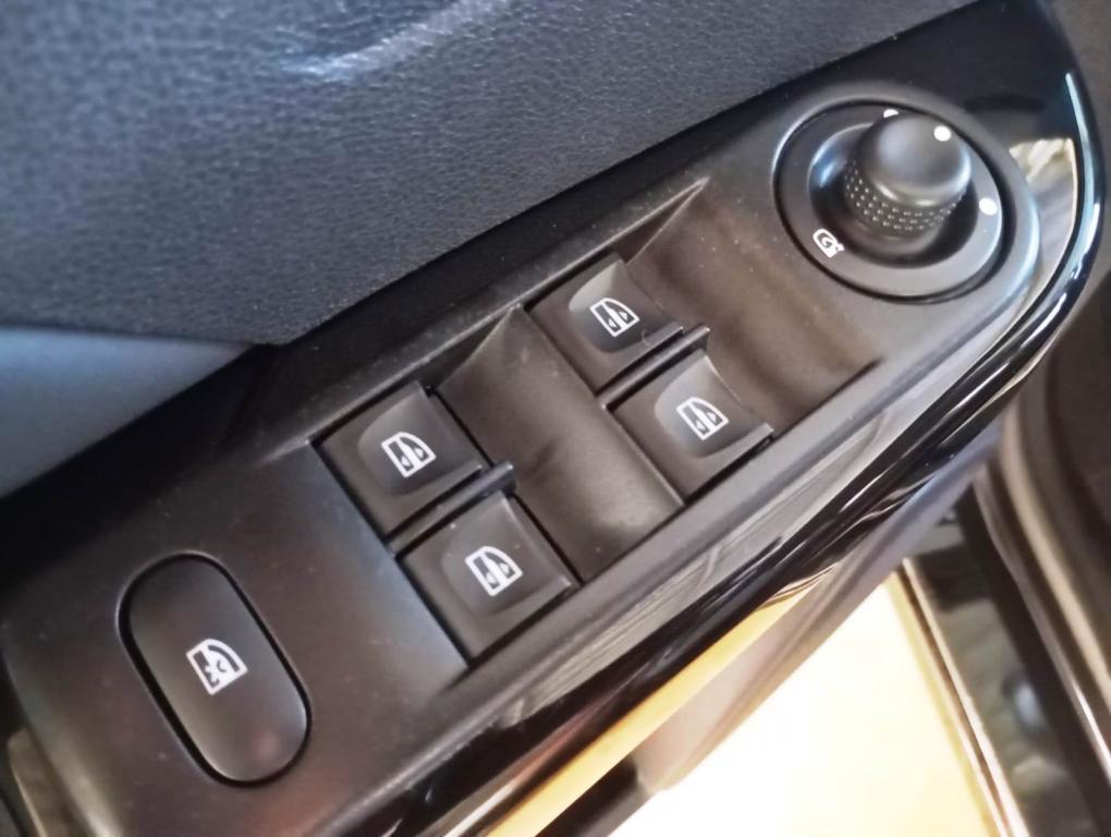 RENAULT Captur - Foto
