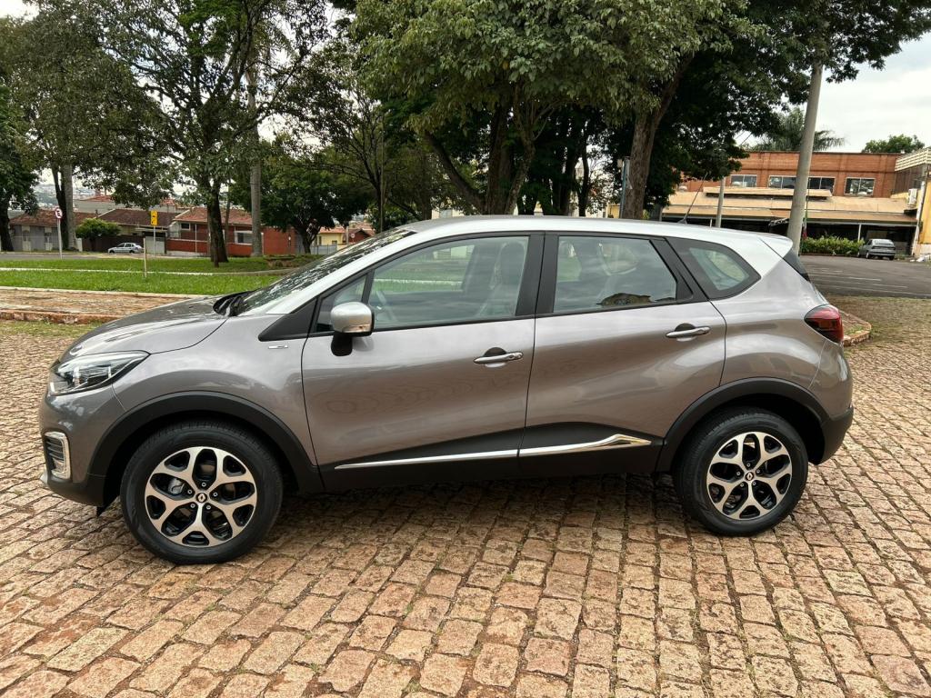 RENAULT Captur - Foto