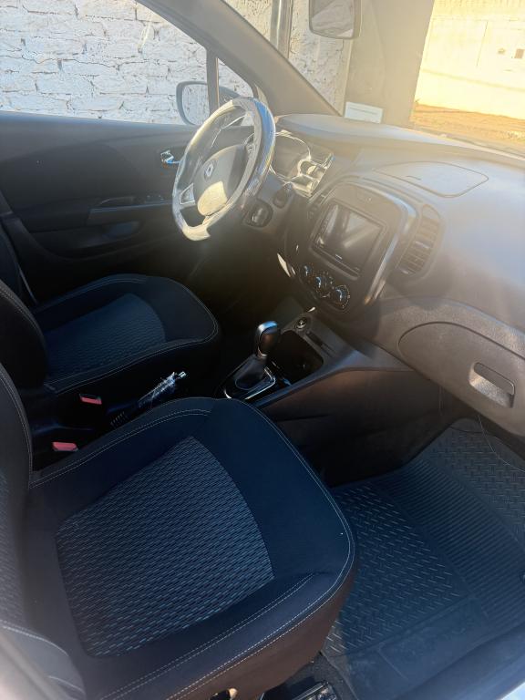 RENAULT Captur - Foto