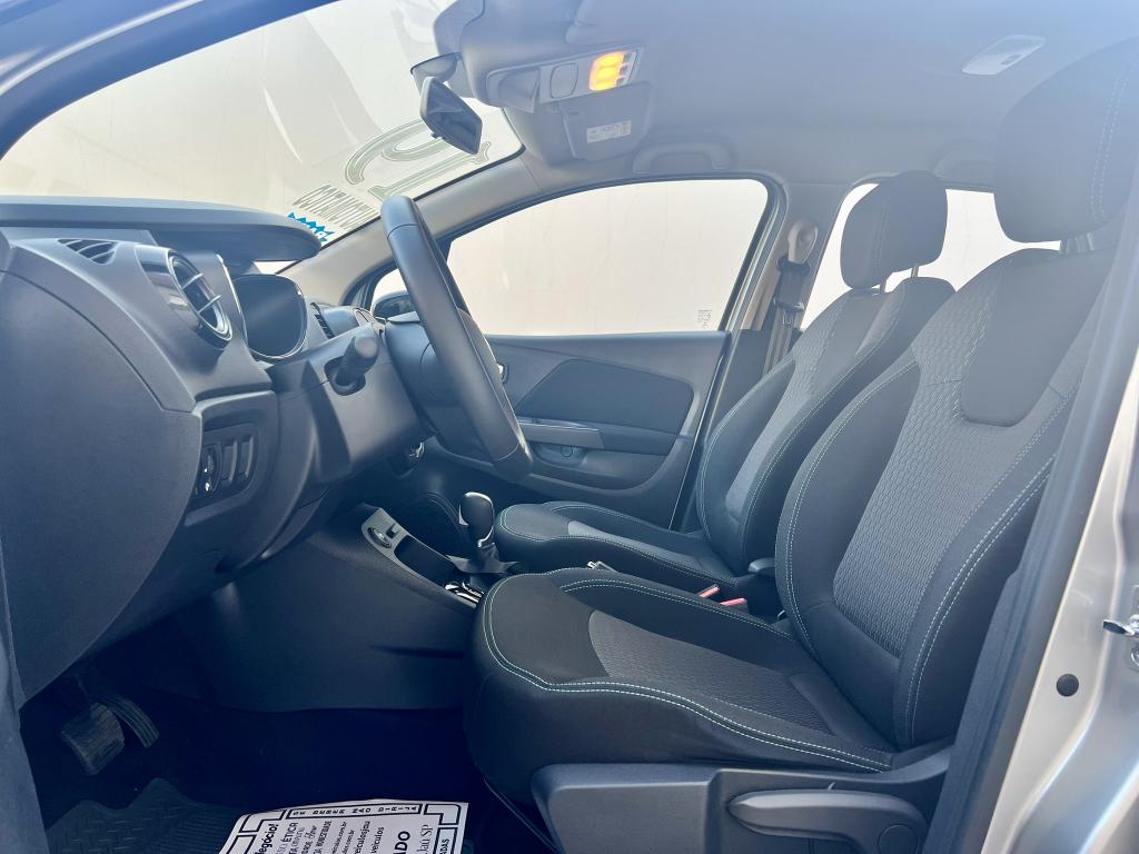RENAULT Captur - Foto