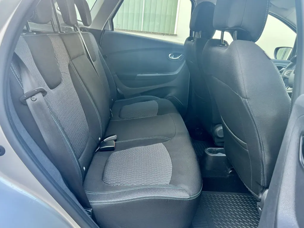 RENAULT Captur - Foto