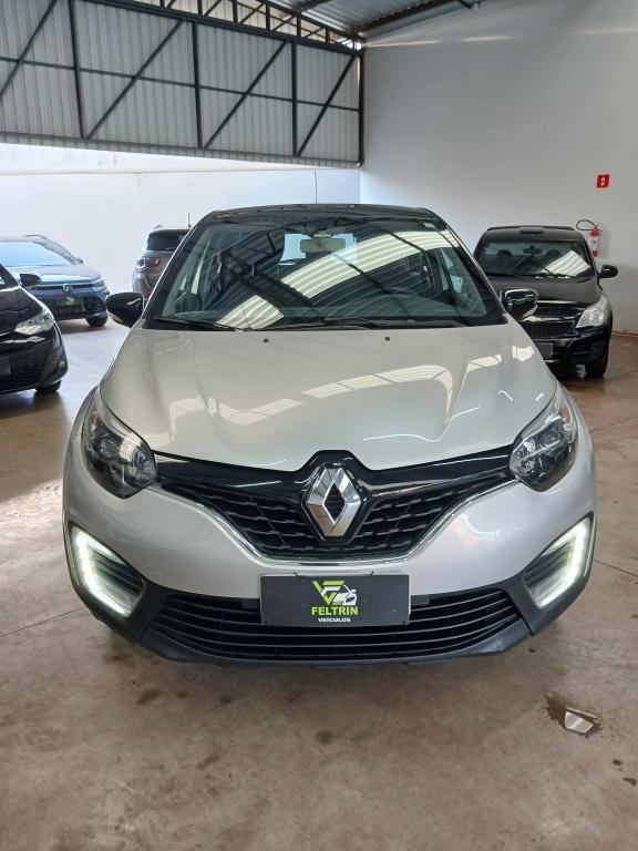 RENAULT Captur - Foto