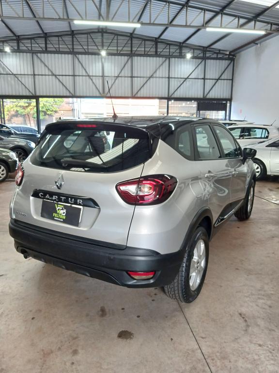 RENAULT Captur - Foto
