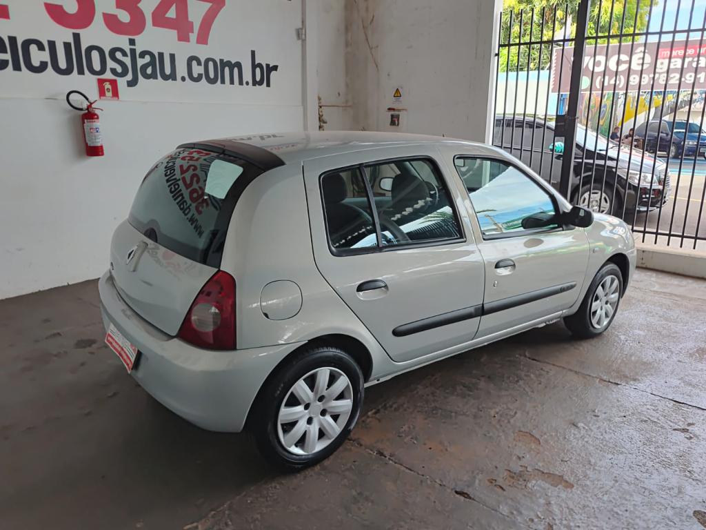 RENAULT Clio Hatch - Foto