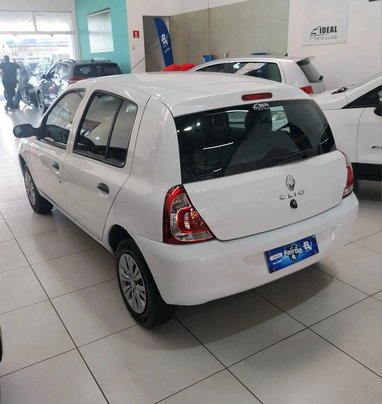 RENAULT Clio Hatch - Foto