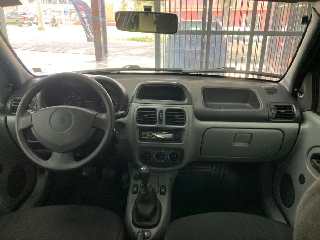 RENAULT Clio Hatch - Foto