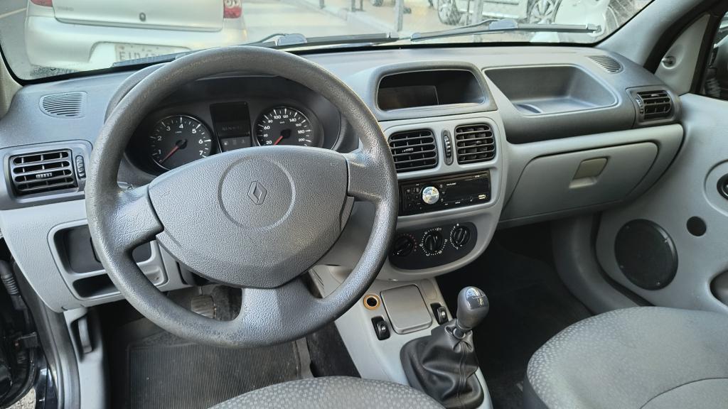 RENAULT Clio Hatch - Foto