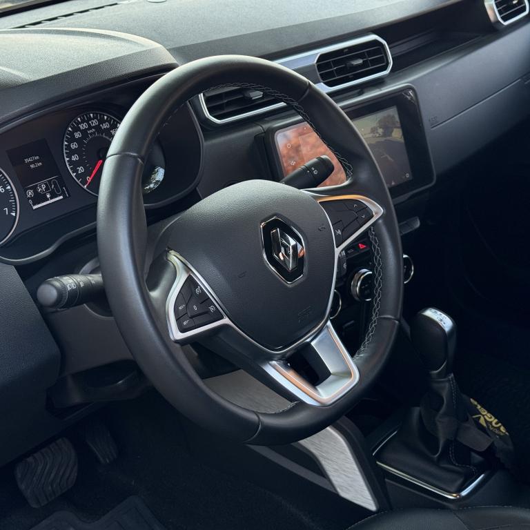 RENAULT Duster - Foto