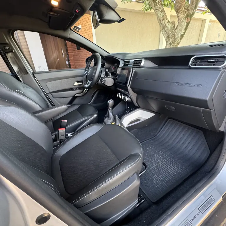 RENAULT Duster - Foto