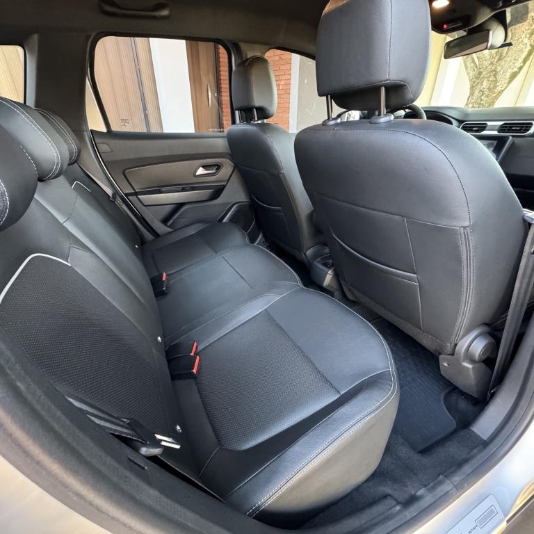 RENAULT Duster - Foto