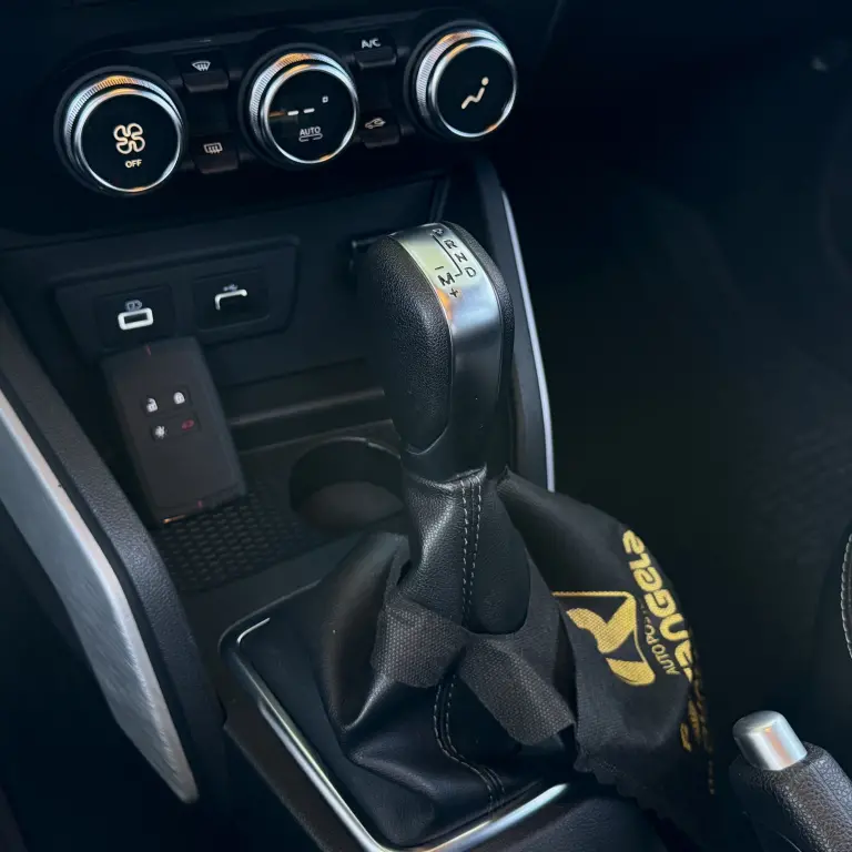 RENAULT Duster - Foto