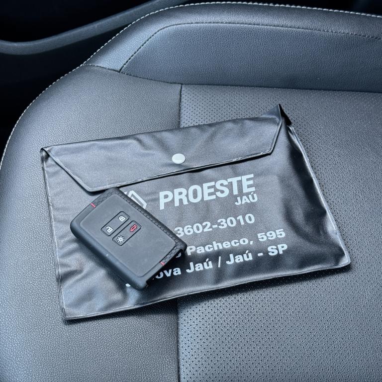 RENAULT Duster - Foto