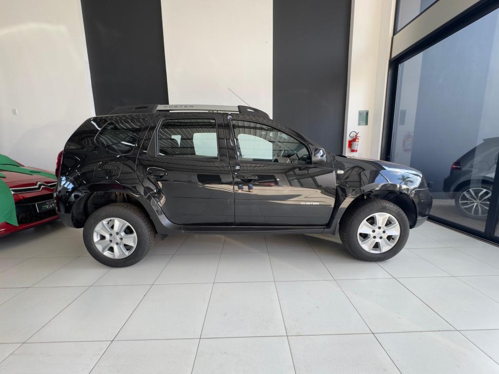 RENAULT Duster - Foto