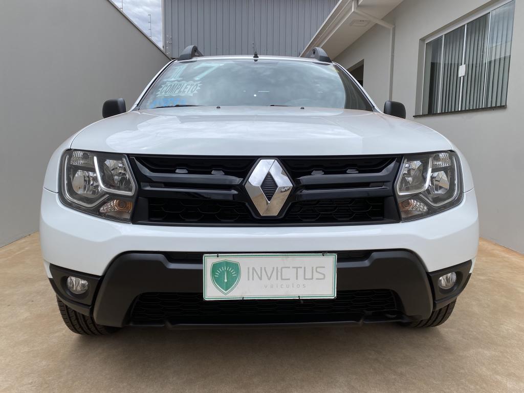 RENAULT Duster - Foto