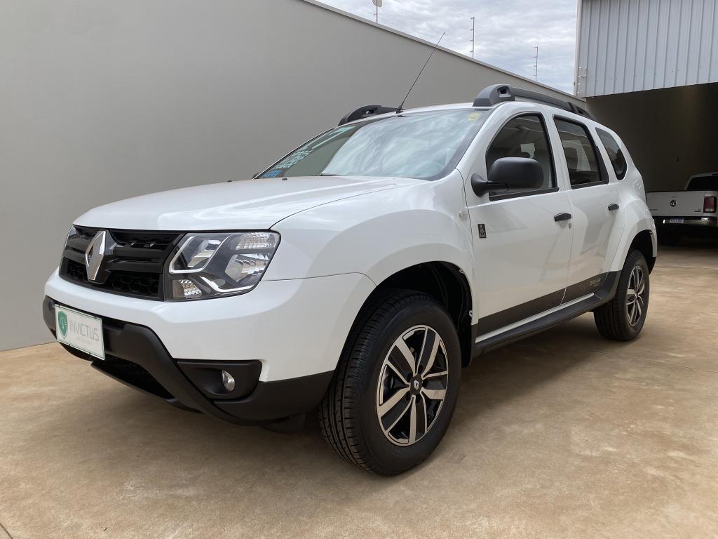 RENAULT Duster - Foto