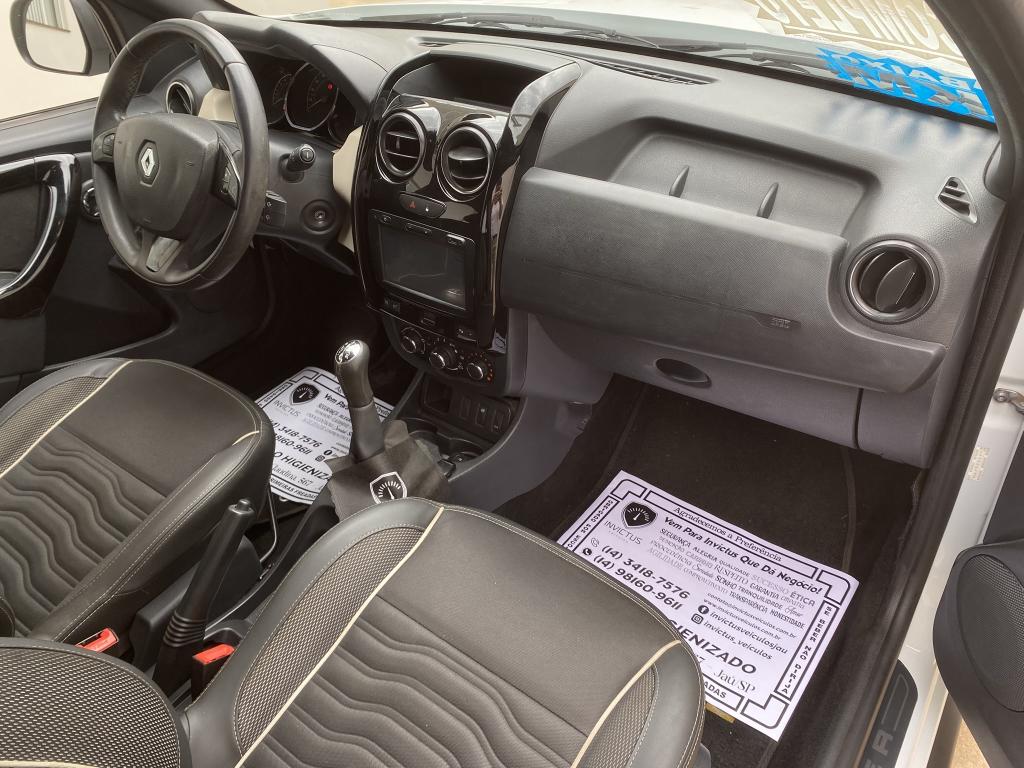 RENAULT Duster - Foto