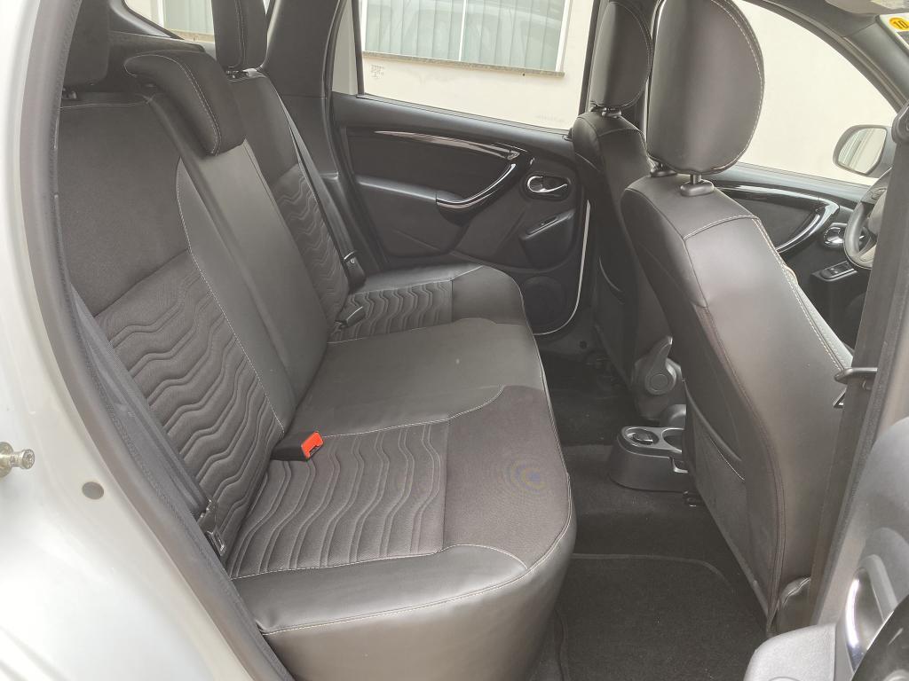 RENAULT Duster - Foto