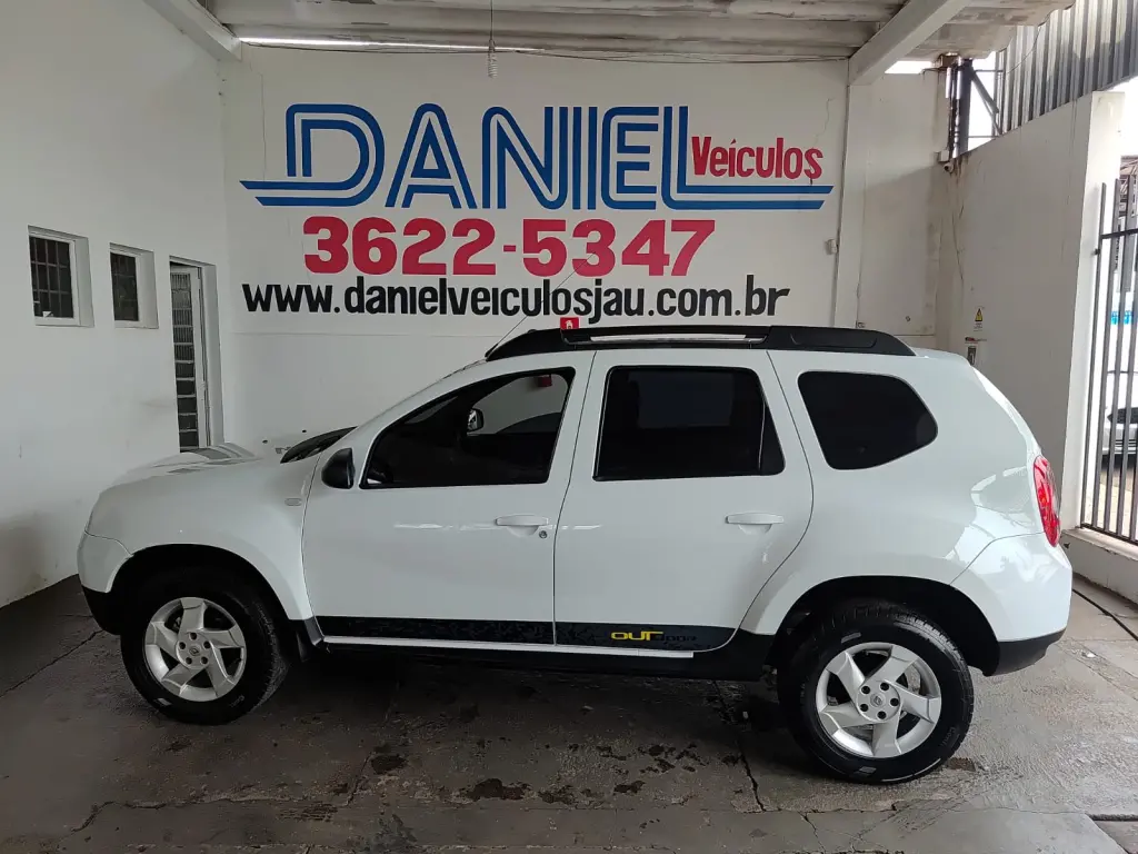 RENAULT Duster - Miniatura