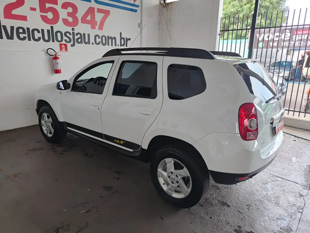 RENAULT Duster - Miniatura