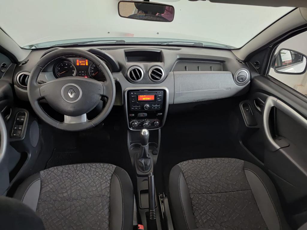 RENAULT Duster - Foto