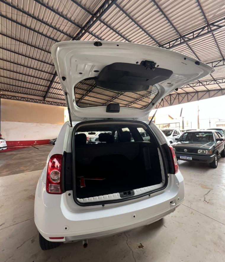 RENAULT Duster - Foto