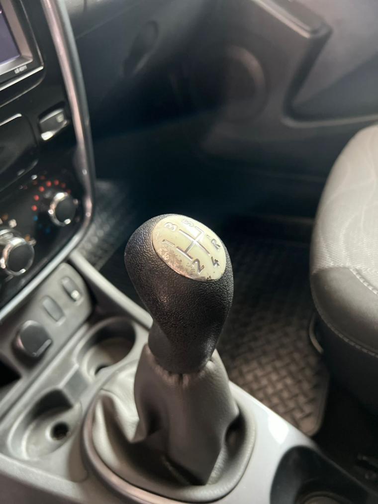 RENAULT Duster - Foto