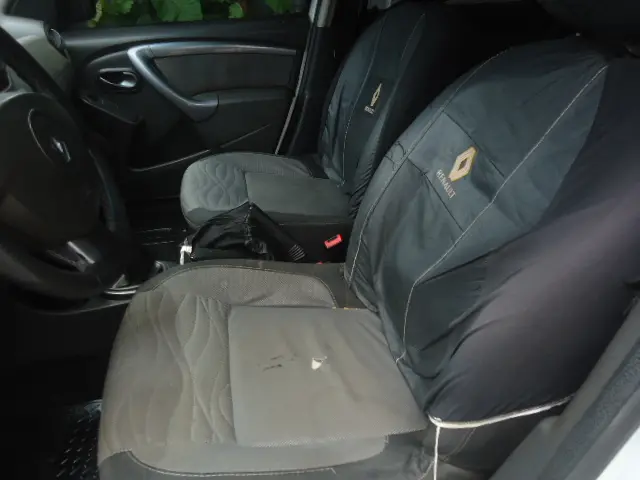 RENAULT Duster - Foto