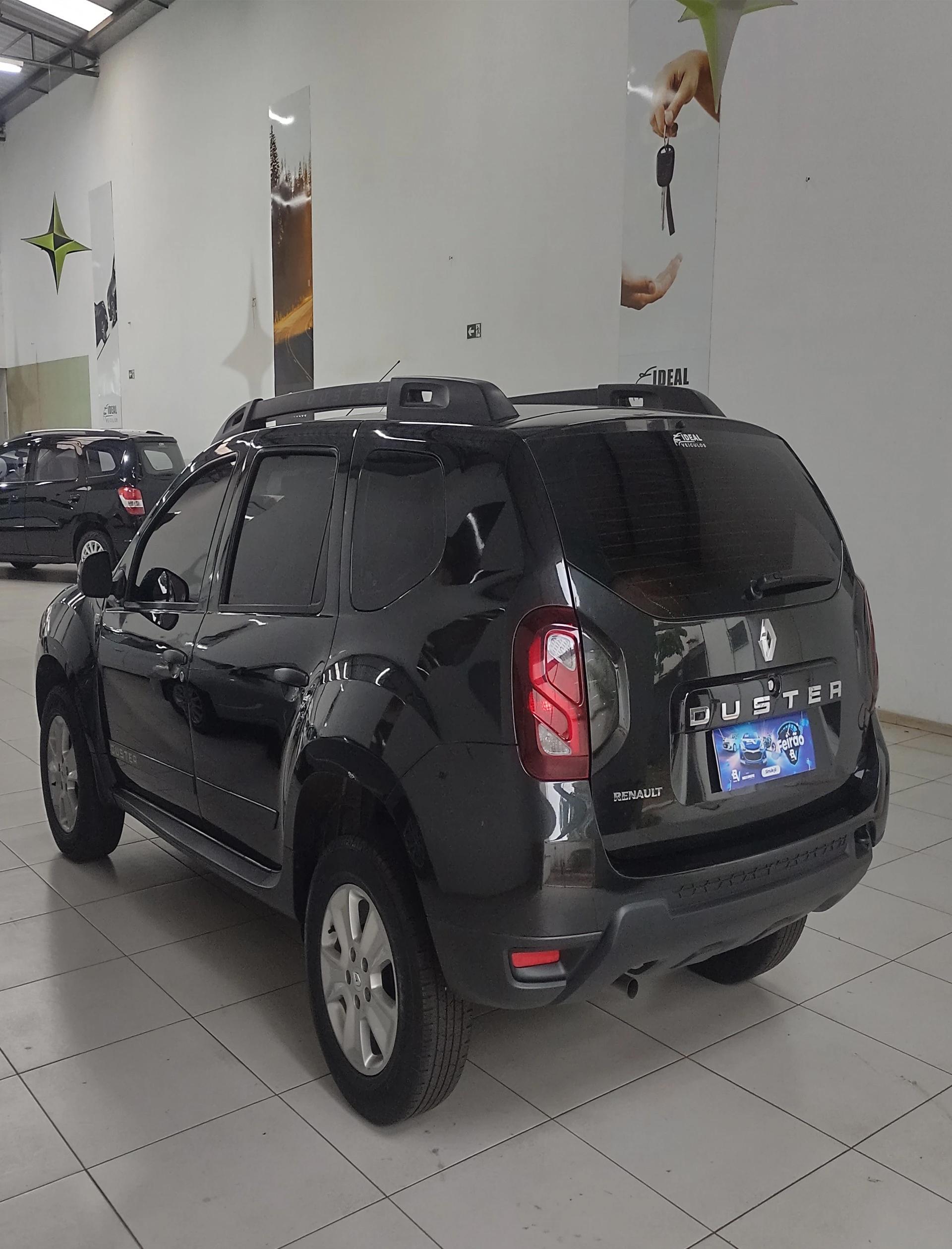 RENAULT Duster - Foto