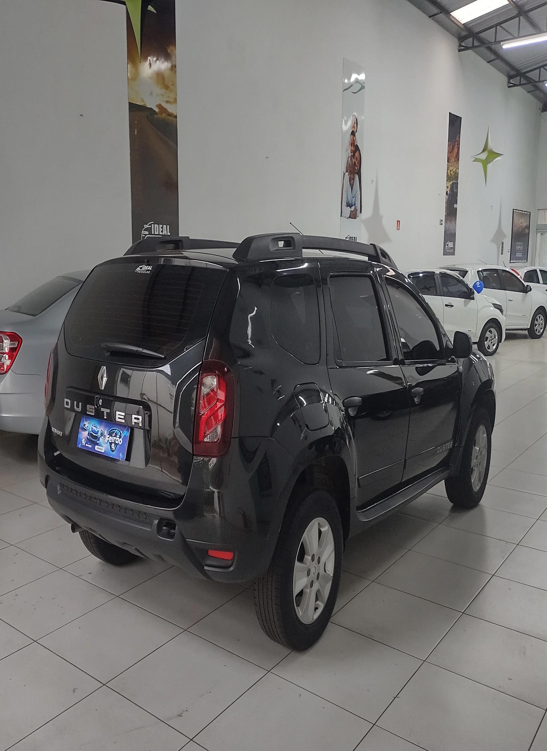RENAULT Duster - Foto