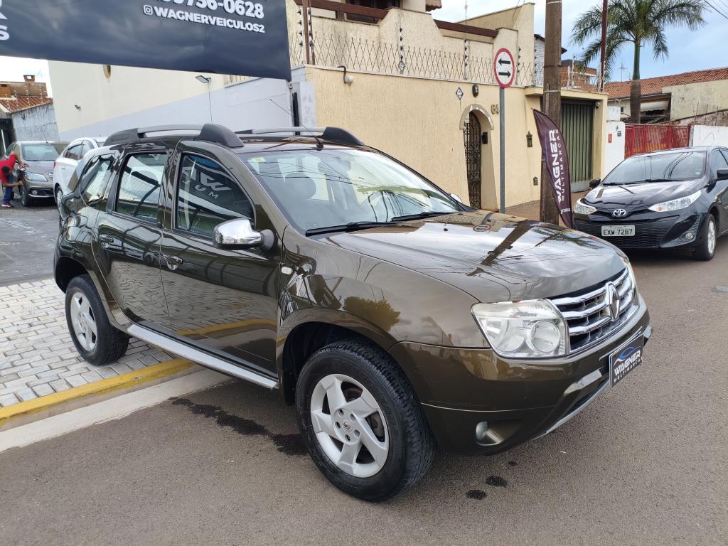 RENAULT Duster - Foto