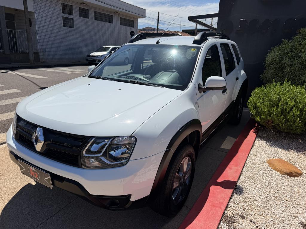 RENAULT Duster - Foto