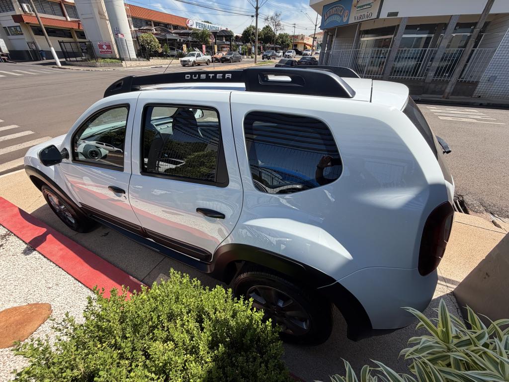 RENAULT Duster - Foto