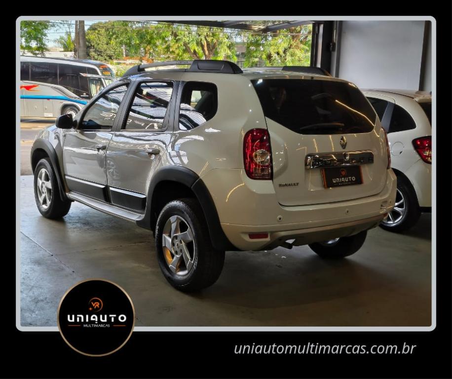 RENAULT Duster - Foto