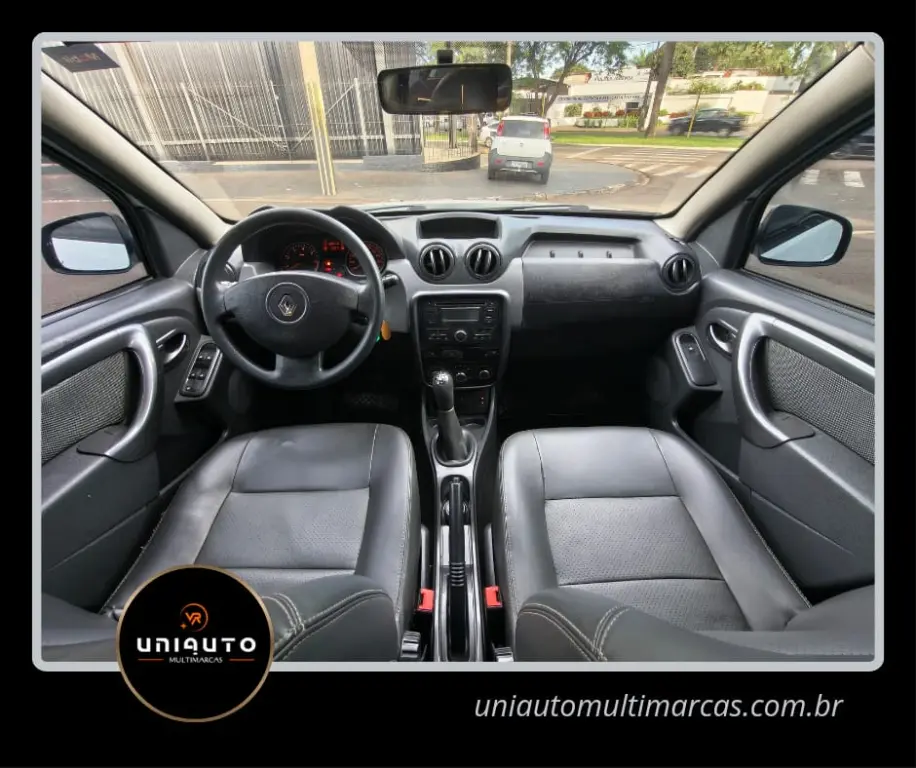 RENAULT Duster - Foto